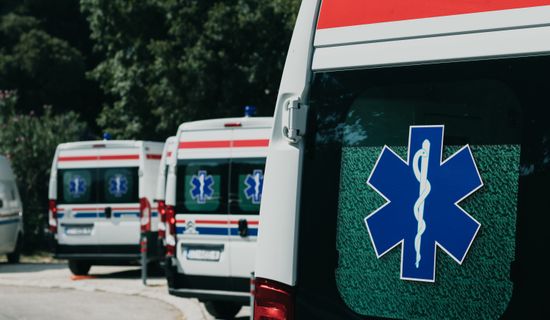 盐亭救护车转运病人过路高速收费吗?